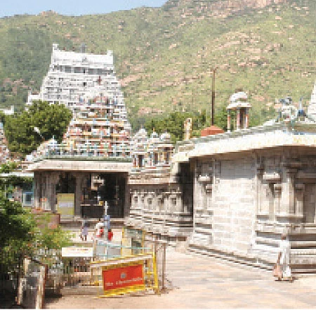 உங்கள் ராசிக்கு உகந்த கோயில்கள்!