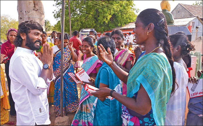 “அவங்களைப் பார்த்து பயப்படலை!”