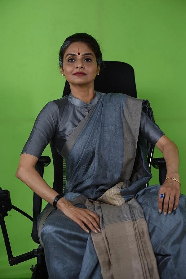 "அந்த வருத்தம்தான் மீண்டும் தீவிரமா நடிக்கக் காரணம்!" - மதுபாலா