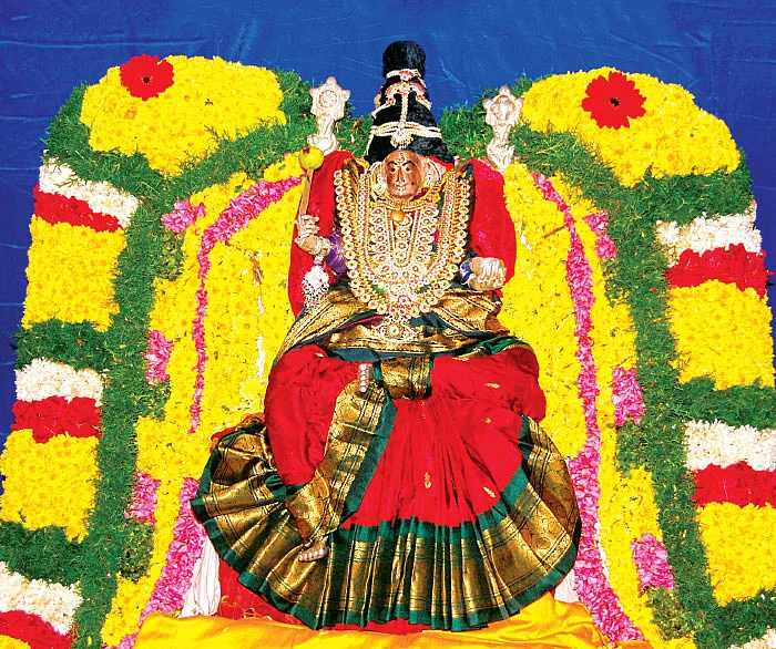 பெரியபாளையமாம் பேரரசி ஆலயமாம்!