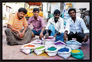 எங்களுக்குத் தீபாவளி மார்கழிதான் !