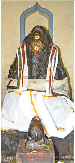 குறை தீர்க்கும் கோயில்கள் - 15 - வாழையடி வாழையாய் வாழவைக்கும் ஈஸ்வரன்!
