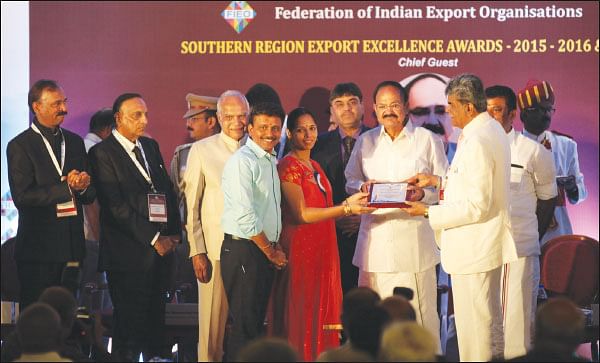 சாதித்த ஏற்றுமதியாளர்களுக்கு விருதுகள்!