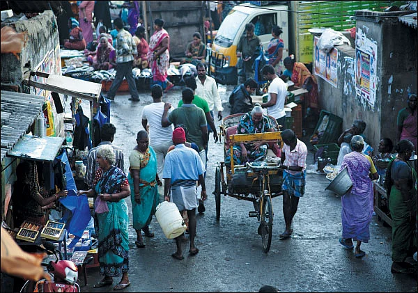 ஆயிரம் சூரியன் ஆயிரம் சந்திரன் ஒரே ஒரு பூமி - 24