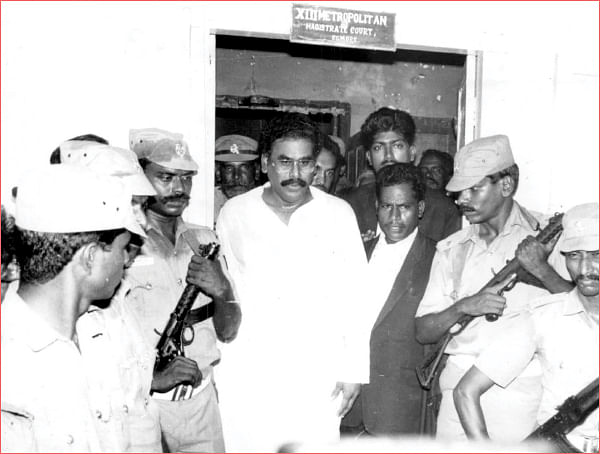 சசிகலா ஜாதகம் - 71 - நடராசன் வீட்டில் ஜெயலலிதா ராஜினாமா கடிதம்!