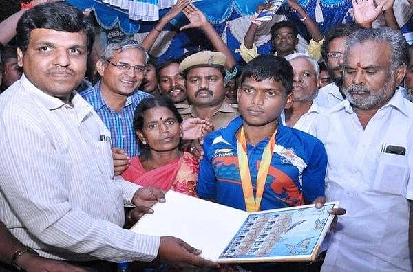 வெள்ளிக்கு 50 கோடி டீல்... தங்கத்துக்கு தகரடப்பா!