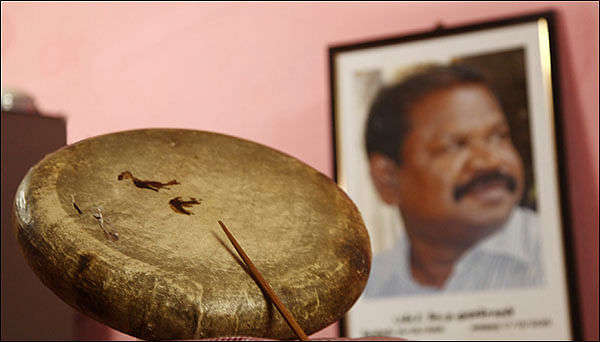 மனுசங்கடா நாங்க மனுசங்கடா... - கே.ஏ.குணசேகரனின் பறை
