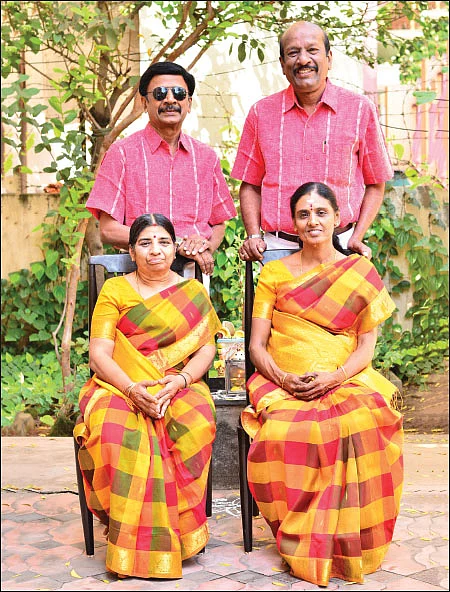 இது இனிய இல்லம்: உடையில் மட்டுமல்ல... உள்ளத்திலும் ஒரே மாதிரி!