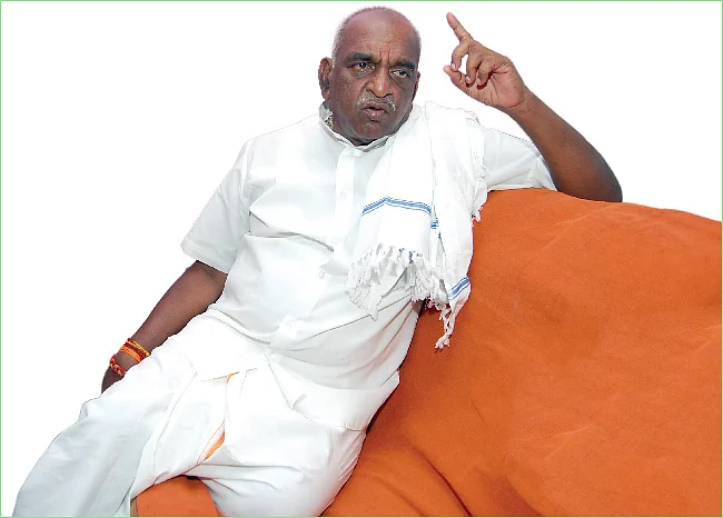 வசந்தகுமார் ஆஸ்திரேலிய பறவை... பொரிந்துதள்ளும் பொன்.ராதாகிருஷ்ணன்!