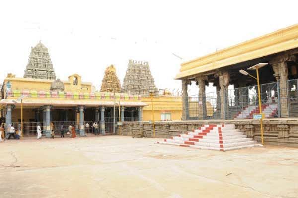 இதோ... எந்தன் தெய்வம்! - 38