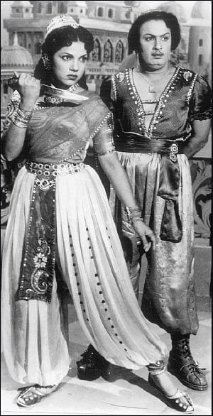 சினிமா அகராதிக்கு அளித்த வார்த்தைகள்