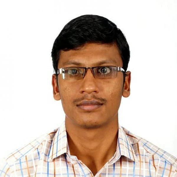 இடஒதுக்கீடு போராட்டம்... உதவிப் பேராசிரியர் பணியைத் துறந்த பார்வை மாற்றுத்திறனாளி!
