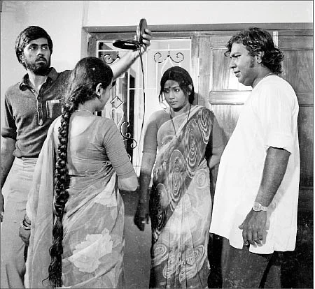 தமிழ் சினிமா... ஒரு க்ளிக் உலா!