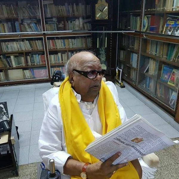 கருணாநிதிக்கு நான்காவது முறையாக ட்ரக்கியோஸ்டமி டியூப் மாற்றப்பட்டது ஏன்?