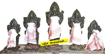 உடையாளூர் தேவியை விளக்கேற்றி வழிபடுங்கள்!