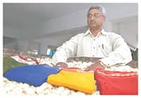 சிறிது வெளிச்சம்! - ஒட்டகத்தின் கண்ணீர்! -எஸ்.ராமகிருஷ்ணன்  - 27
