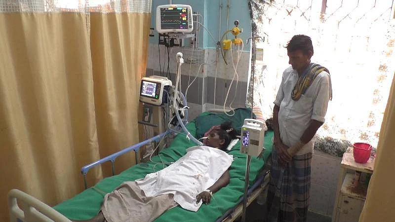அரசு மருத்துவமனையில் பெண்ணுக்கு நேர்ந்த துயரம்