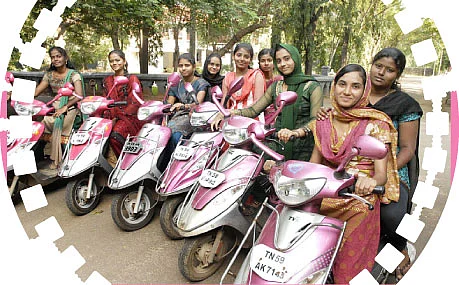 பிங்க் கேங் ஸ்கூட்டி கிளப்
