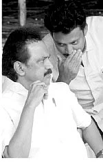 “எம்.எல்.ஏ-க்களை இழுக்க முடியாதா என்று கேட்கிறார்கள்!’’ – ஸ்டாலின் கலகல