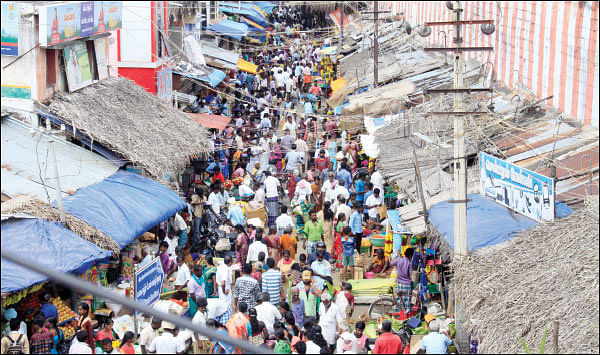 அங்காடித்தெரு! - 10 - நெல்லையப்பர் கோயில் ரத வீதிகள்... - குழந்தைகள் பொம்மைகள் முதல் வைர நெக்லஸ் வரை..!
