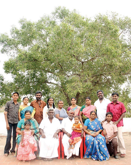 அபார்ட்மென்ட் கட்டினாலும்... கூட்டுக்குடும்பம்தான்!