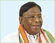 கிரண்பேடிக்கு கிடுக்கிப் பிடி! - இது புதுச்சேரி கலாட்டா