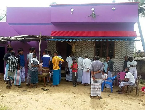 சவுதி அரேபியாயில் தீவிரவாதிகள் நடத்திய தாக்குதலில் 2 தமிழர்கள் பலி!