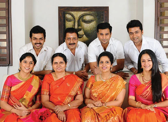 ஆனந்தம் விளையாடும் வீடு!