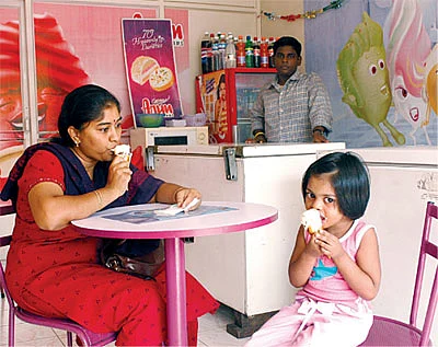 ஐஸ்க்ரீமில் அள்ளுங்க அட்டகாச லாபம்!