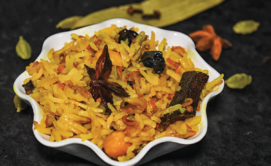 இது தங்க மசாலா! - ஆரோக்கியம் காக்கும் மஞ்சள் உணவுகள்