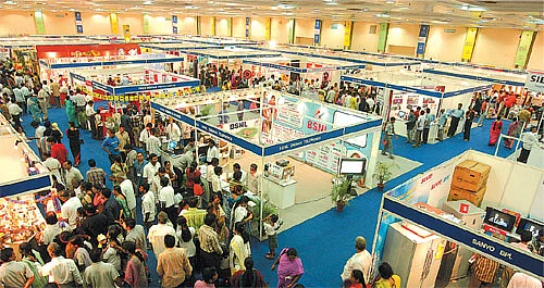 சுற்றிப் பார்க்காதீர்கள்... கற்றுக் கொள்ளுங்கள்!