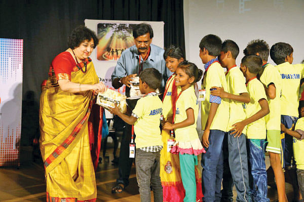 “ரஜினி தாத்தாதான் பெஸ்ட்!”
