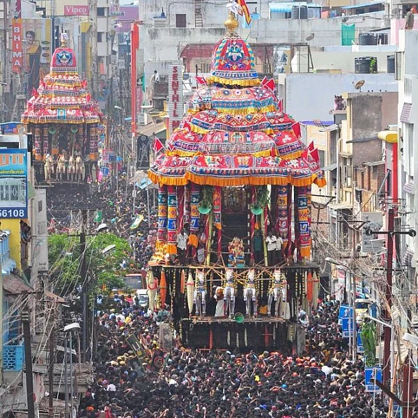 மதுரை மீனாட்சி சுந்தரேஸ்வரர் தேரோட்டம்