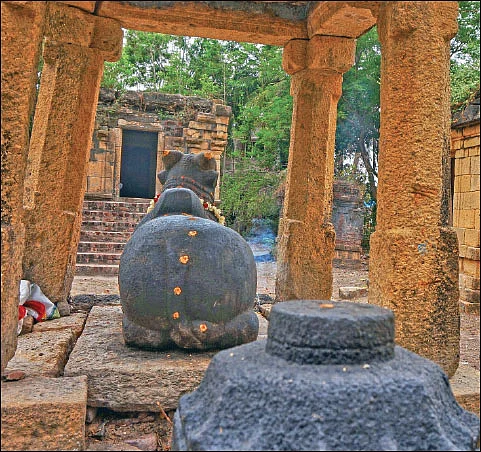 ‘திருப்பணி முடிந்தால்தான் திருமணம்!’