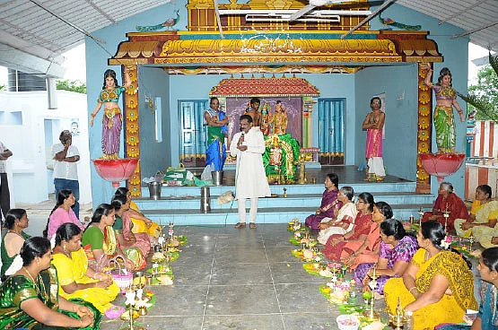 'தீய சக்தியை விரட்டும் நல்லெண்ணெய்!’