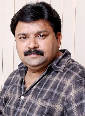 ஹலோ விகடன் - கலங்காதிரு மனமே!