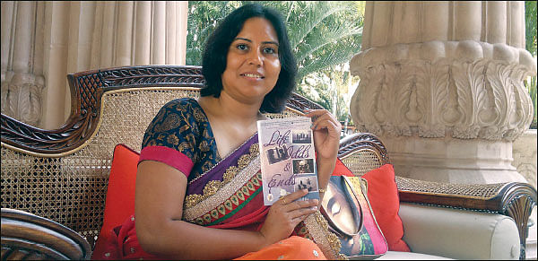 “வாழ்க்கை கற்றுத்தருவதை வார்த்தைகளாக எழுதுகிறேன்!”