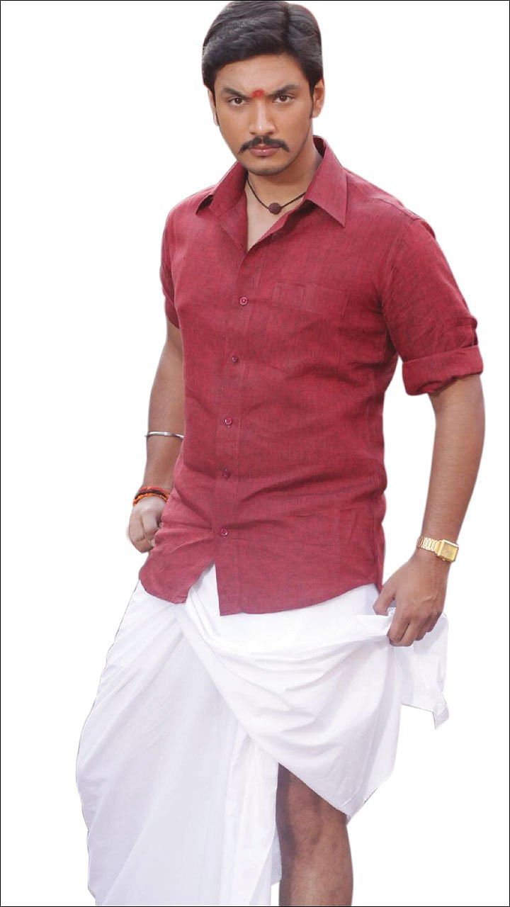 ஸ்டார் ஃபிட்னெஸ்: சிலம்பம்... சைக்கிளிங்... ஜூஸ், தோசை...