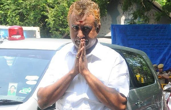 `சென்னையை மிரட்டும் குடிநீர் பிரச்னை’ - வேலைநிறுத்தத்தை வாபஸ் பெற அமைச்சர் கோரிக்கை!