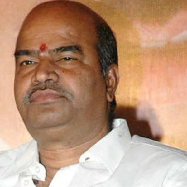 `என் மொழிபெயர்ப்புக்குப் பாராட்டுல்ல குவியுது!’ - `ராகுல் டிரான்ஸ்லேஷன்’ தங்கபாலு