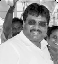 'எட்டாம் வகுப்பு எப்போ படிச்சாரு?'