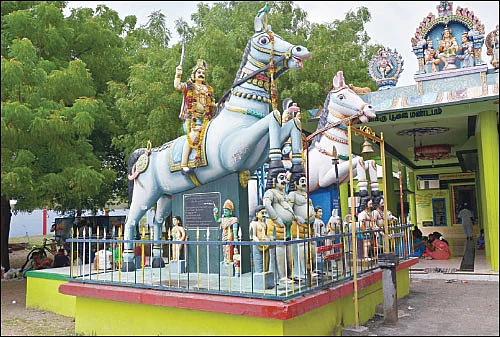 வேண்டியதை அருளும் வெள்ளிக்கிழமை தரிசனம்!