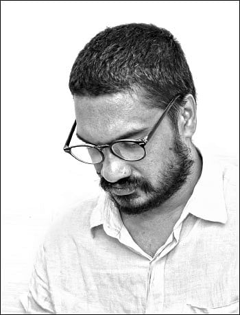 “அறியாமையும் சுயமரியாதையின்மையும்தான் எல்லா பிரச்னைகளுக்குமான ஆணிவேர்!”