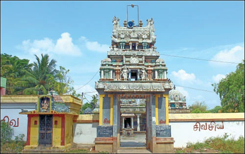 குறை தீர்க்கும் கோயில்கள் - 4 - வெம்மை நோய்களைத் தீர்க்கும் அன்னியூர் அக்னிபுரீஸ்வரர்!