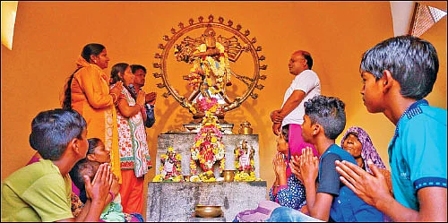 பிரமிடு கோயிலில் பிரபஞ்ச நடனம்!