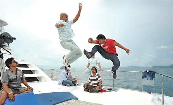 ''கதையை மீறி வேலை செய்யக் கூடாது!''