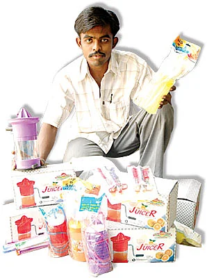 ஒரு நாள் முதலாளி - வாட்டர், ஜூஸர்... திருப்பூரில் திருவிழா!