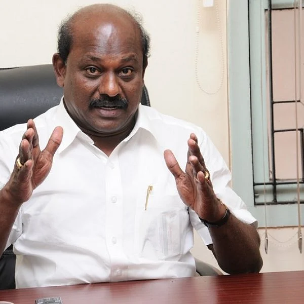முதல்வர் உத்தரவை கலெக்டர்கள் மீறலாமா? - ஆதங்கப்படும் விக்கிரமராஜா