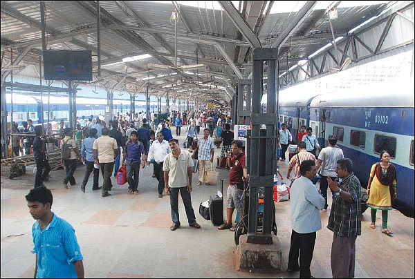 ஒரு லட்சம் பணிக்கு 3 கோடி பேர்! என்ன காரணம்?