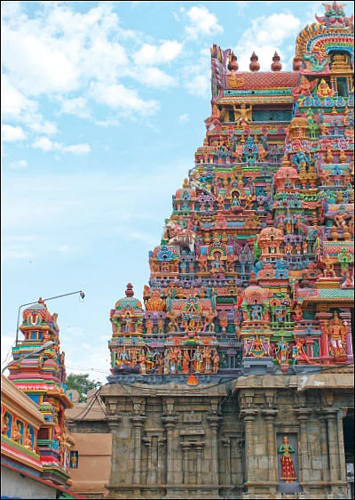 நாரதர் உலா... - அரங்கன் சந்நிதியில் நடப்பது என்ன?